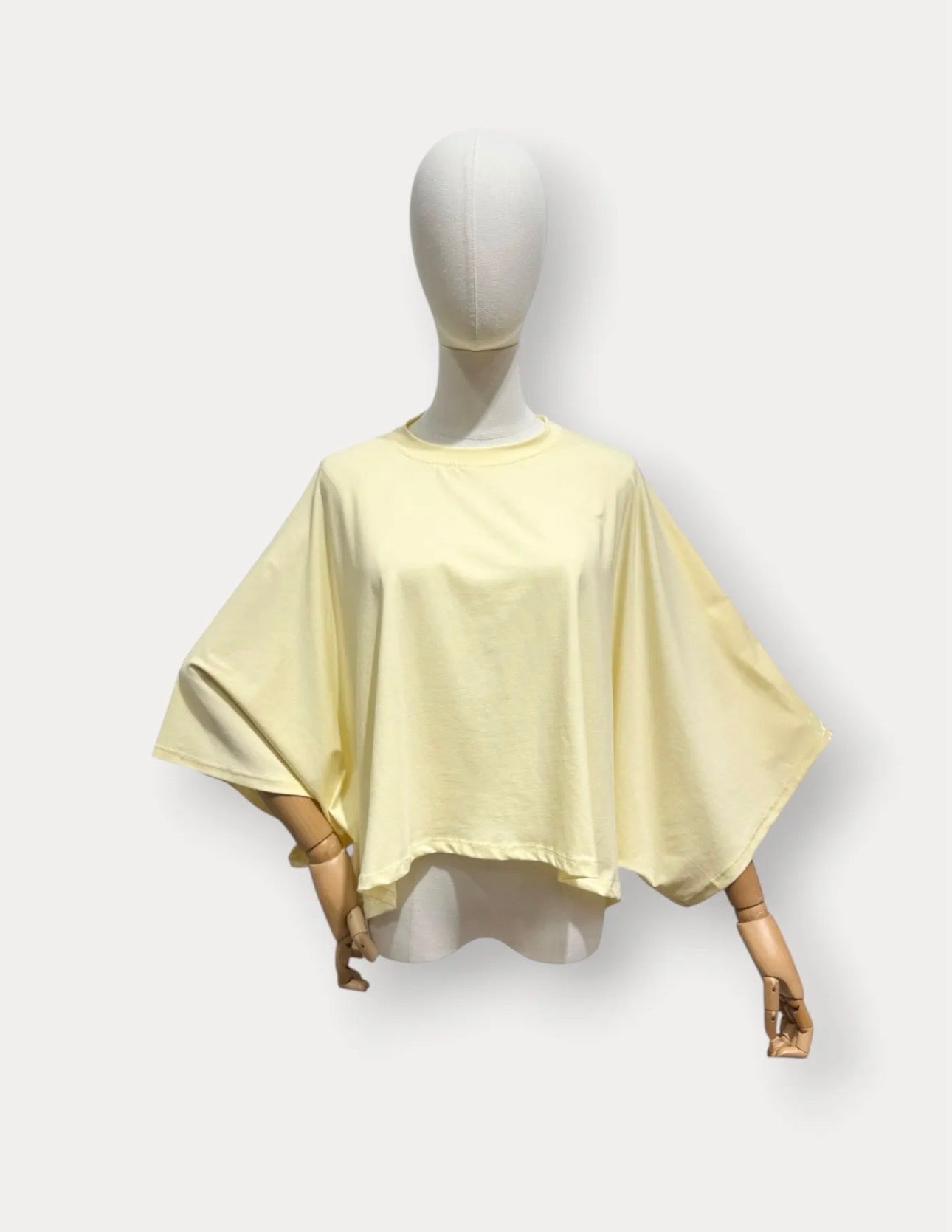 Solea Tee