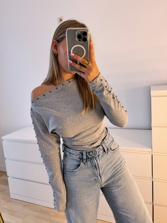 Studs Top - Grey