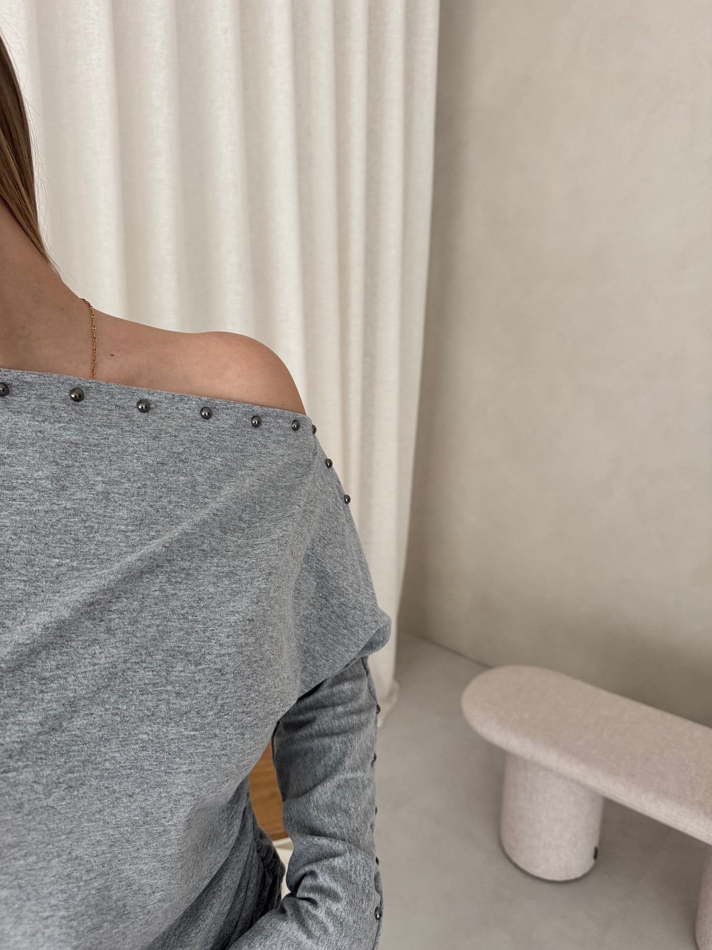 Studs Top - Grey