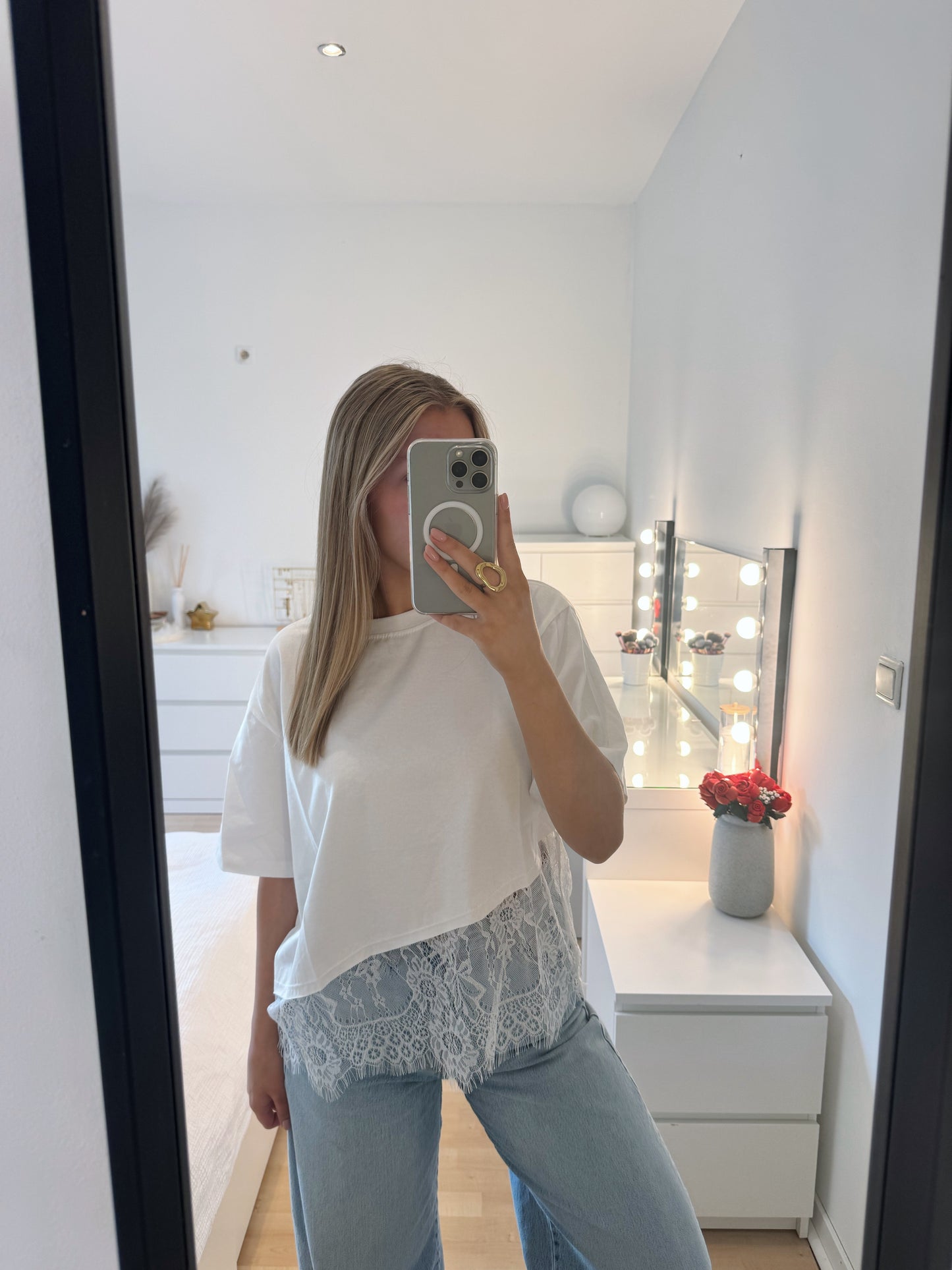 Lace T-shirt - White